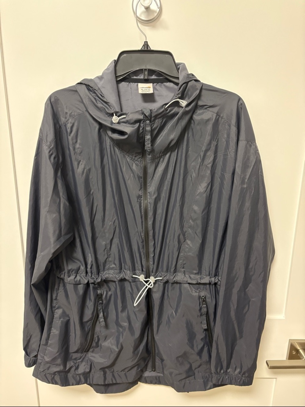 Avia charcoal Gray Athletic Adirondack Jacket with reflective back logo